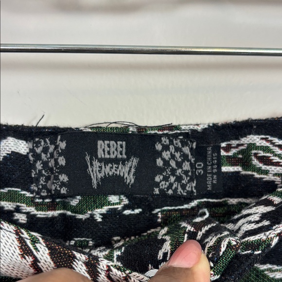 Rebel Vengeance Camouflage Cargo Pants Sz 30 - Picture 2 of 11